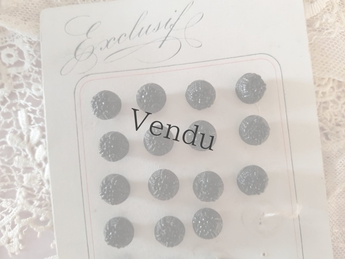 画像2: フランスアンティーク　19世紀末フレンチジェットボタンシート 9mm (2)