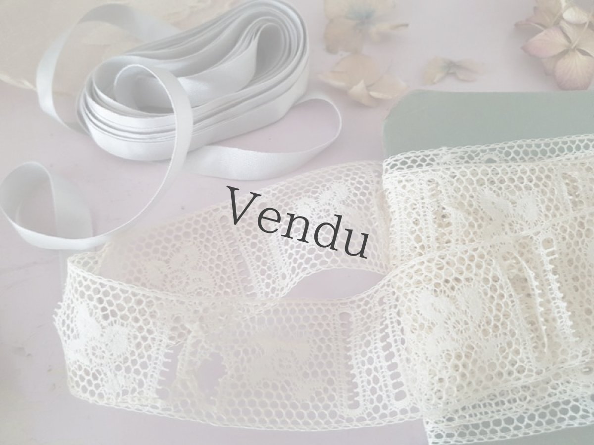 画像6: フランスアンティーク　リボン通し穴のあるヴァランシエンヌレース  50cm〜 (6)