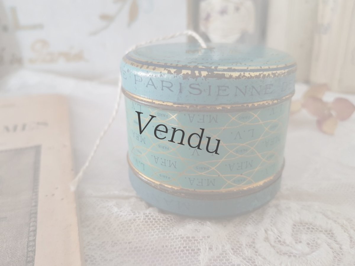 画像2: フランスアンティーク　L.V の糸缶ホルダー (2)