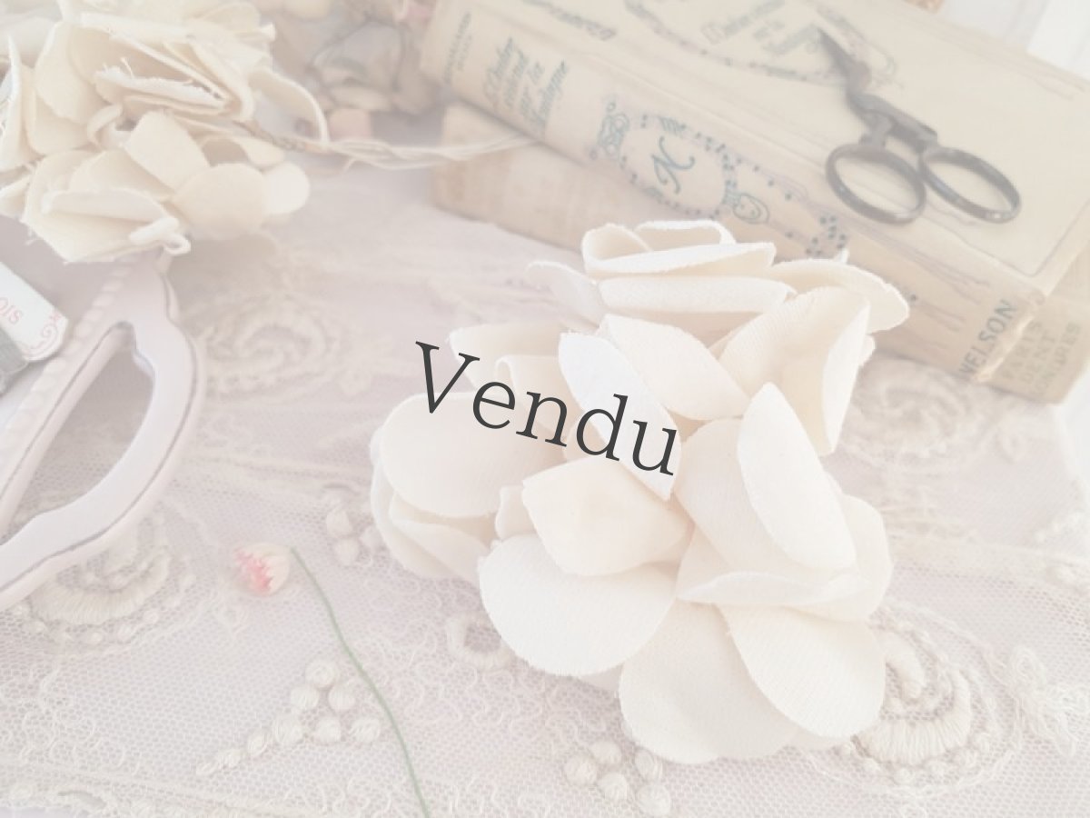 画像2: フランスアンティーク　布花ブーケA　エクリュ (2)