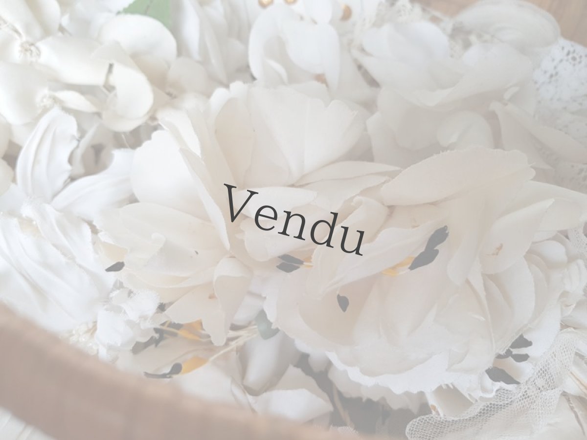 画像4: フランスアンティーク　布花ブーケ　黄色いガクの大きめの花 (4)