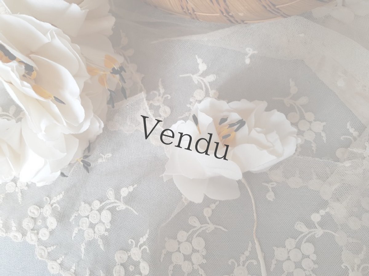 画像7: フランスアンティーク　布花ブーケ　黄色いガクの大きめの花 (7)