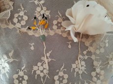 画像10: フランスアンティーク　布花ブーケ　黄色いガクの大きめの花 (10)
