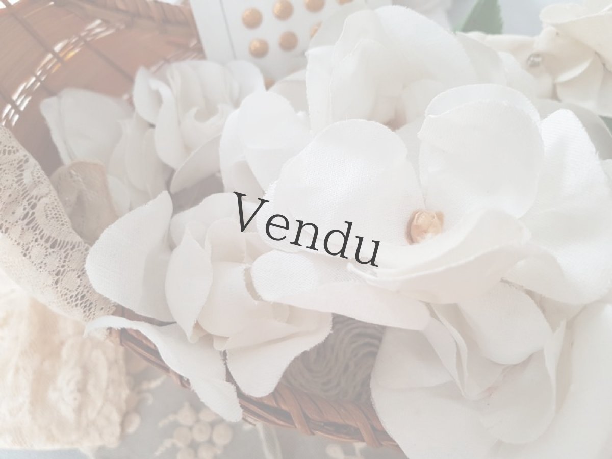 画像2: フランスアンティーク　布花ブーケ　白 (2)