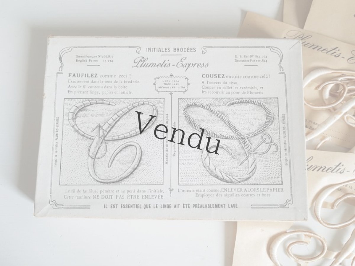 画像3: フランスアンティーク　Plumetis-Express No.8 刺繍用モノグラム "B" (3)