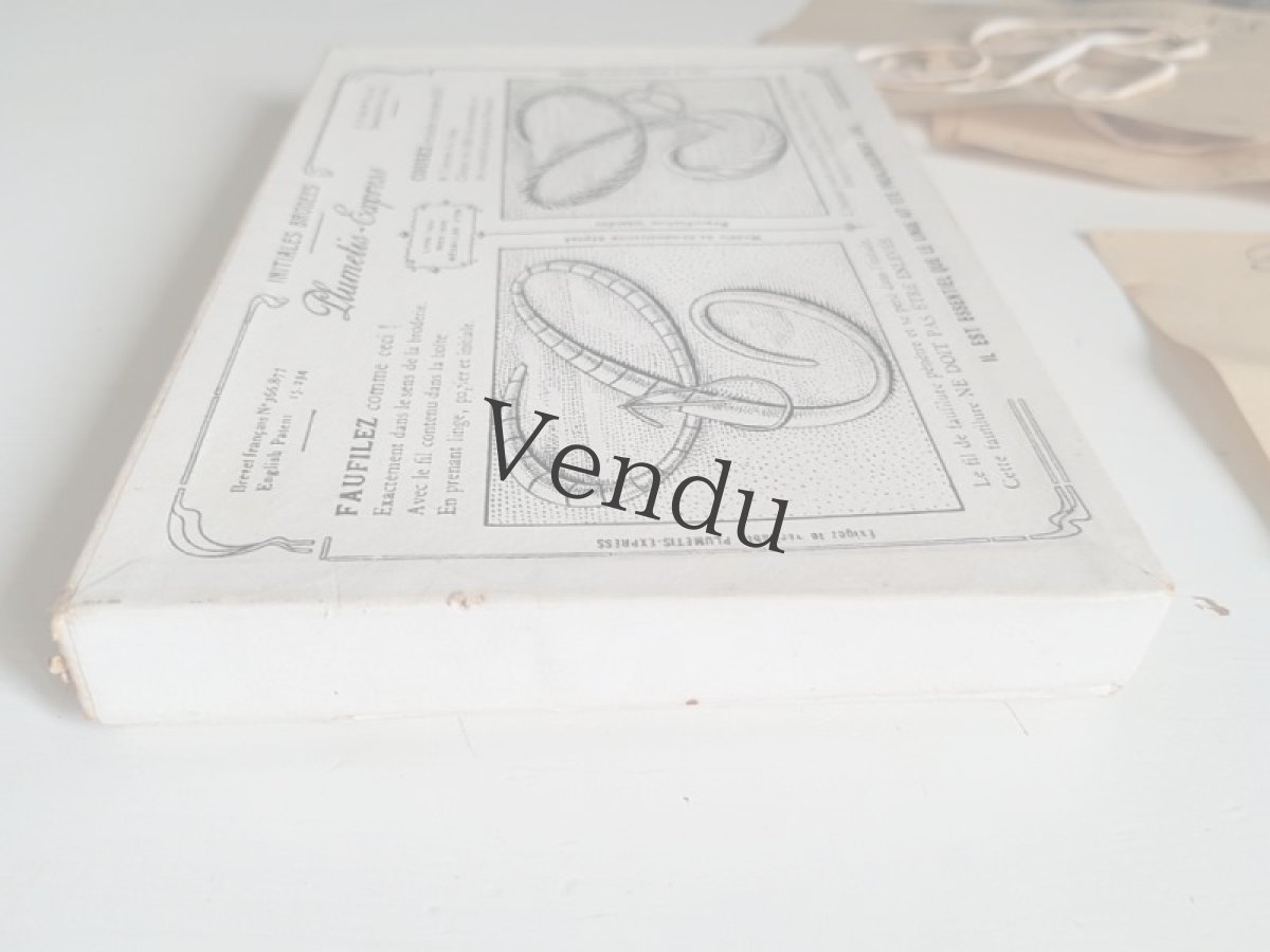 画像12: フランスアンティーク　Plumetis-Express No.8 刺繍用モノグラム "B" (12)