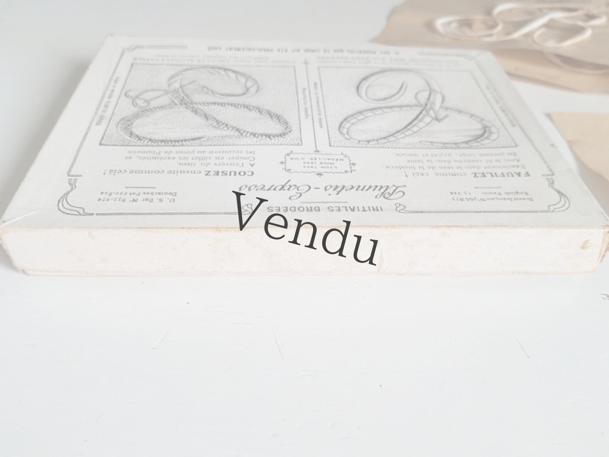 画像13: フランスアンティーク　Plumetis-Express No.8 刺繍用モノグラム "B" (13)