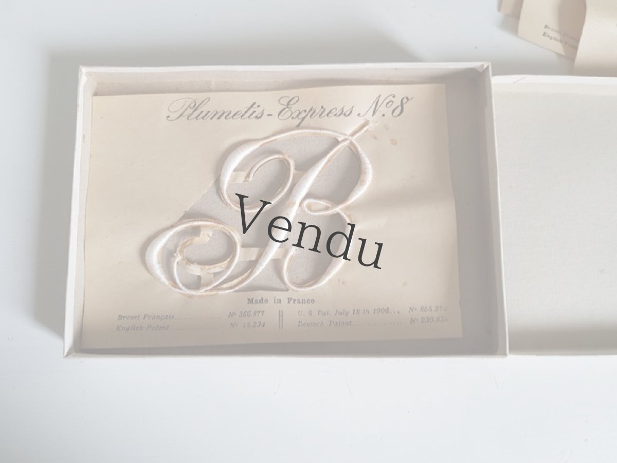 画像4: フランスアンティーク　Plumetis-Express No.8 刺繍用モノグラム "B" (4)