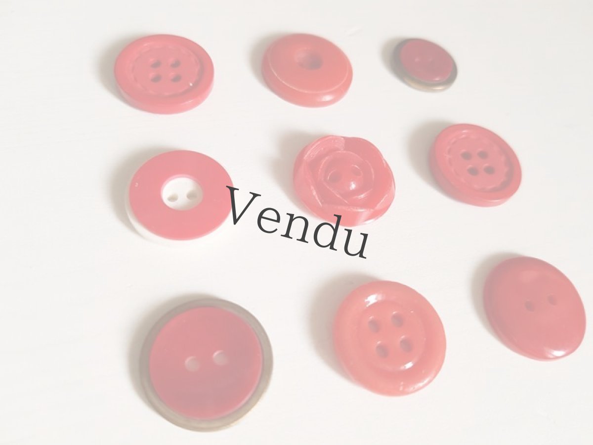 画像2: フランスヴィンテージ　赤いボタンセット (2)