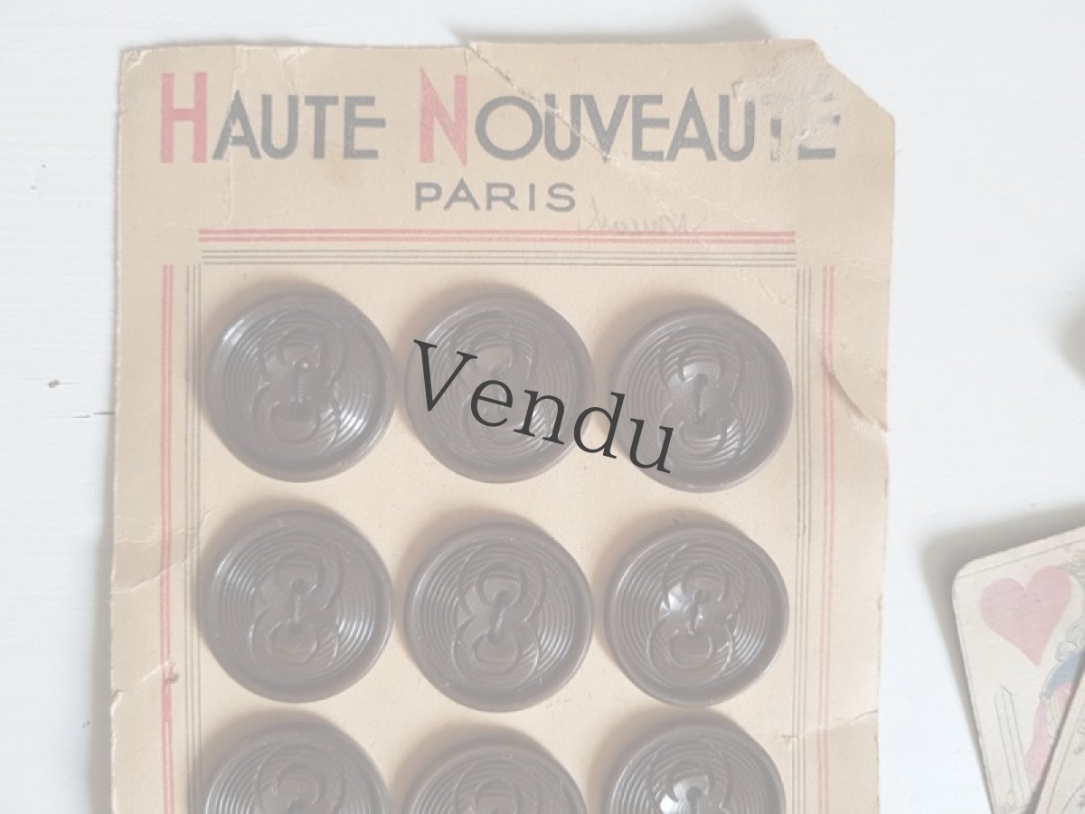 画像2: フランスヴィンテージ　チョコレートみたいなボタンシート27mm (2)