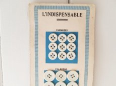 画像2: フランスヴィンテージ　３サイズのボタンシート L'Indispensable (2)