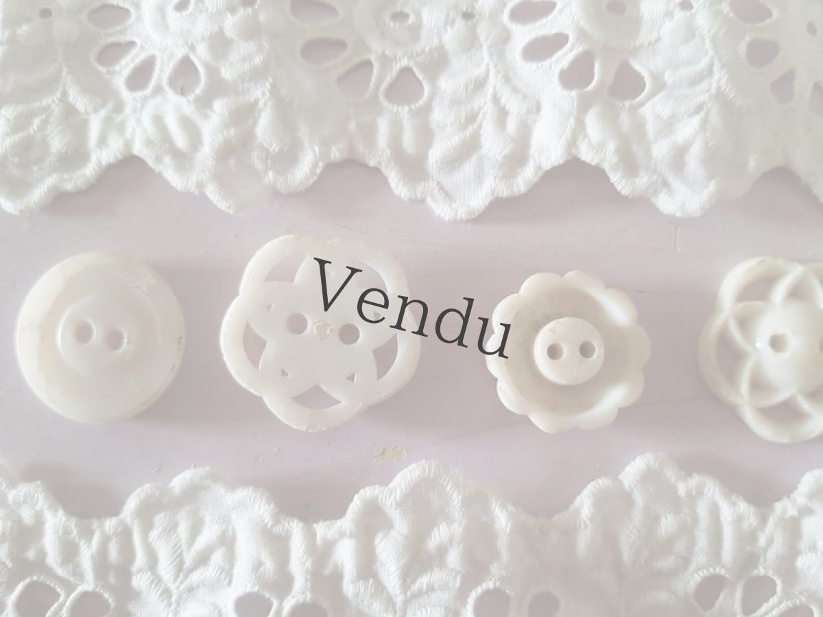 画像6: フランスヴィンテージ　レースとボタンのセット Blanc A (6)