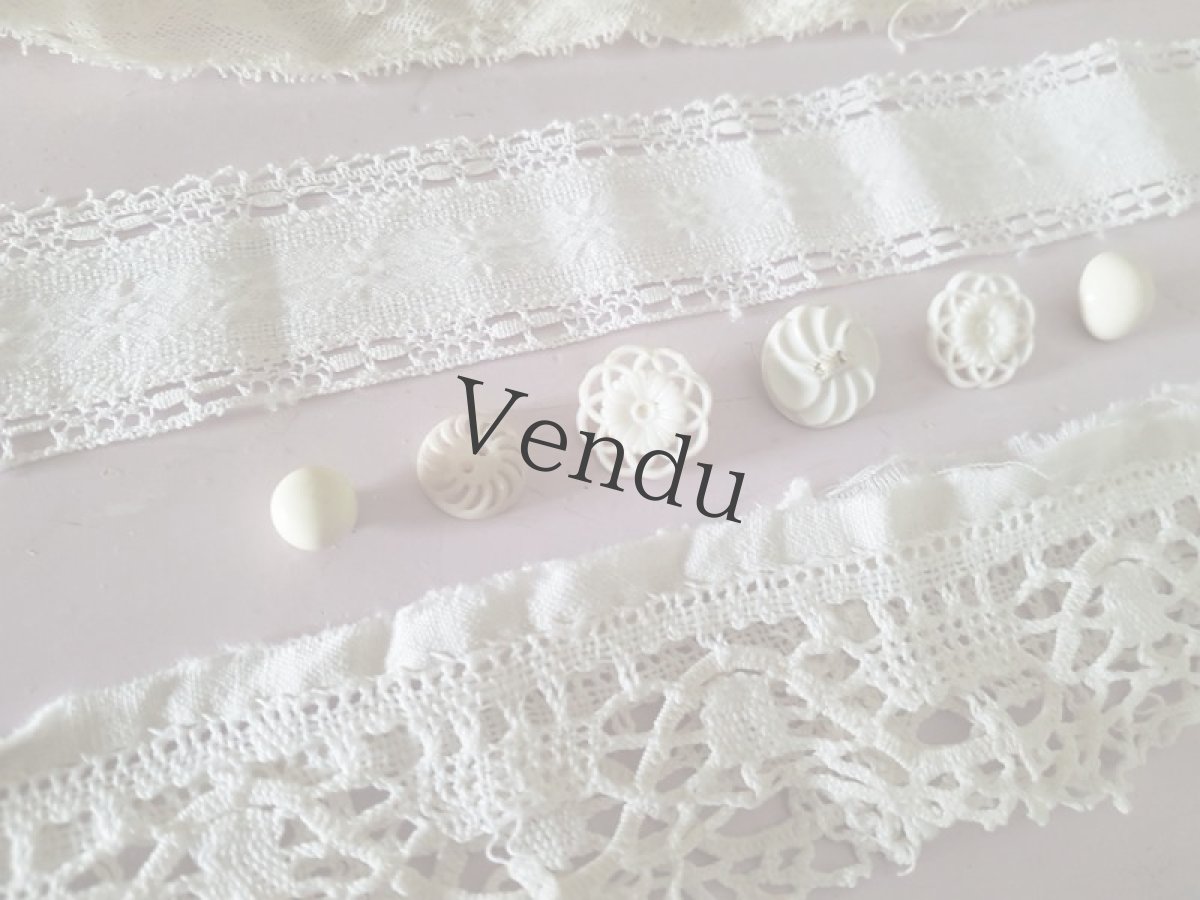 画像5: フランスヴィンテージ　レースとボタンのセット Blanc B (5)