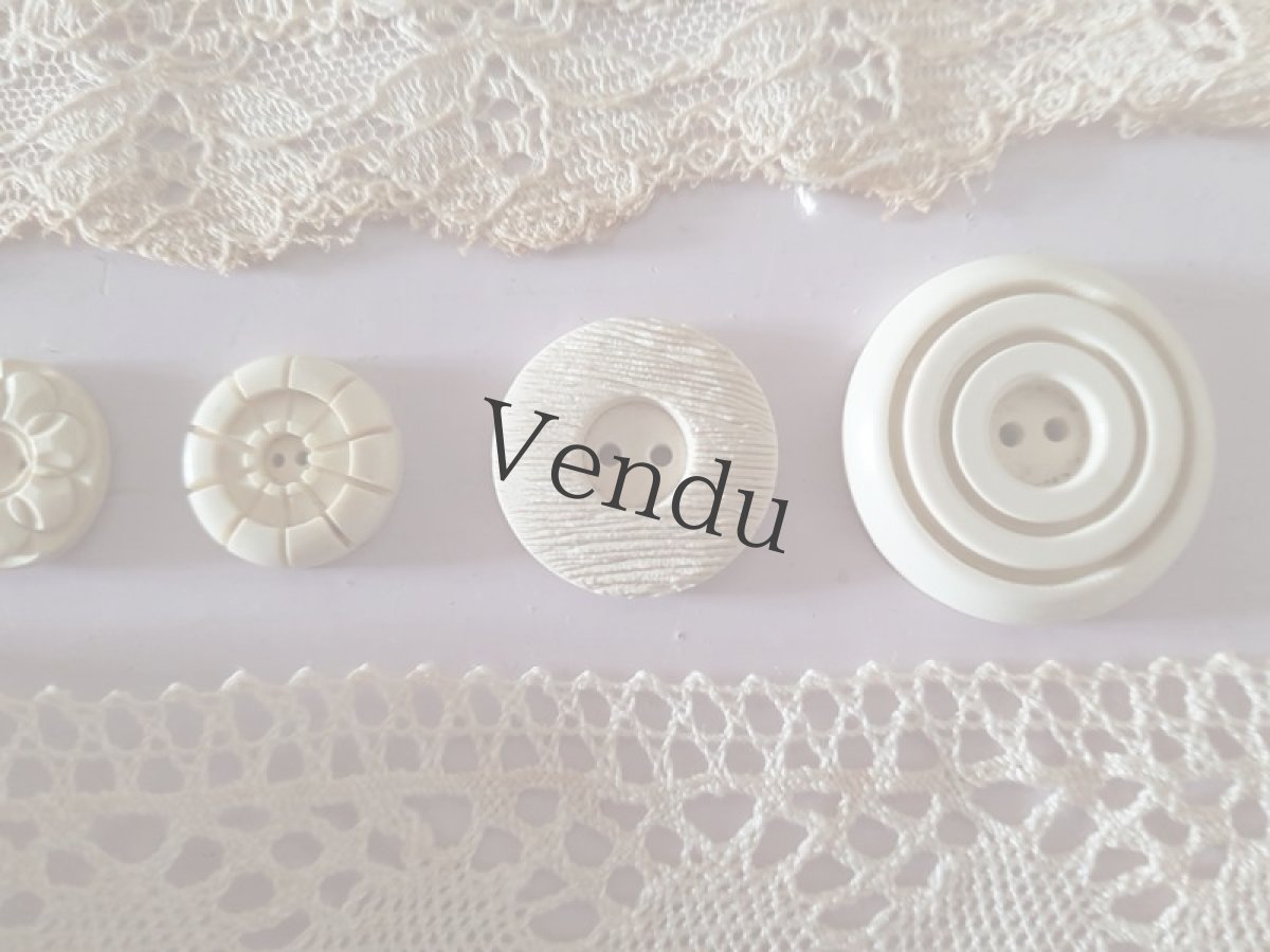 画像3: フランスヴィンテージ　レースとボタンのセット Écru (3)
