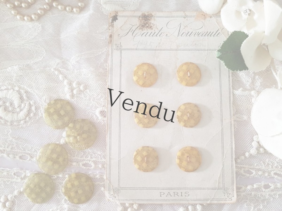 画像1: フランスアンティーク　ベークライトボタン　アップルジュース 20〜25mm (1)