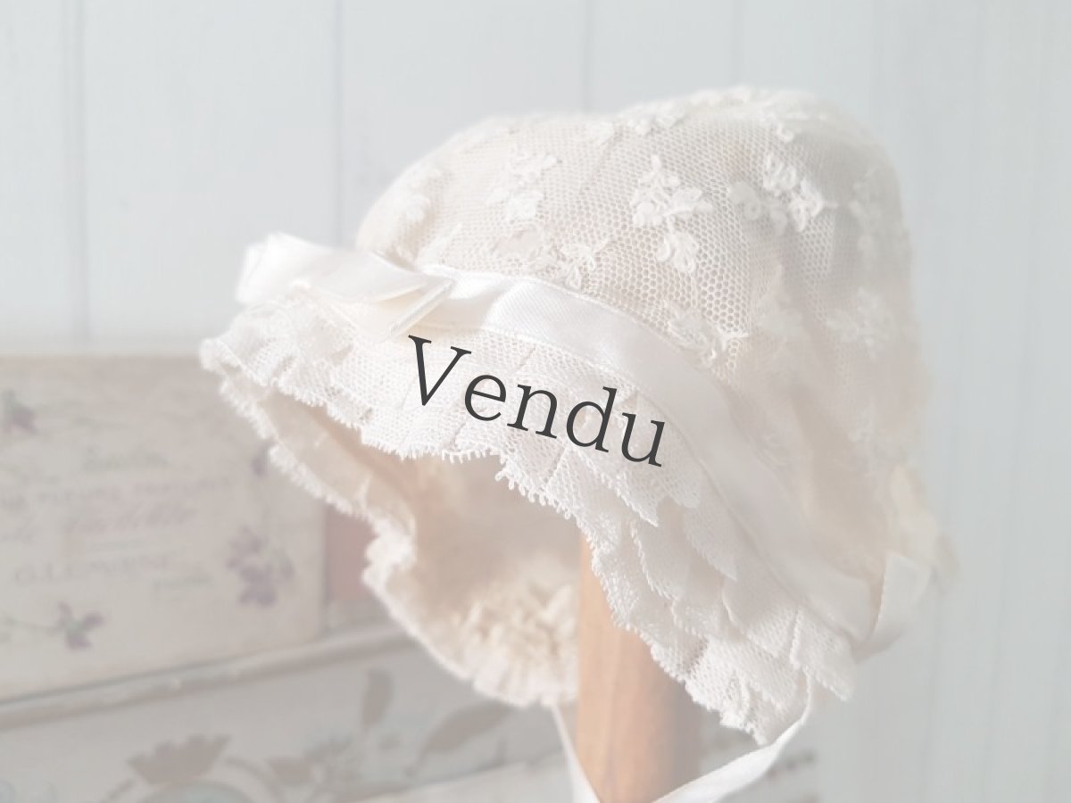 画像3: フランスアンティーク　アプリカシオンレースとシルクリボンのちいさなボネ (3)