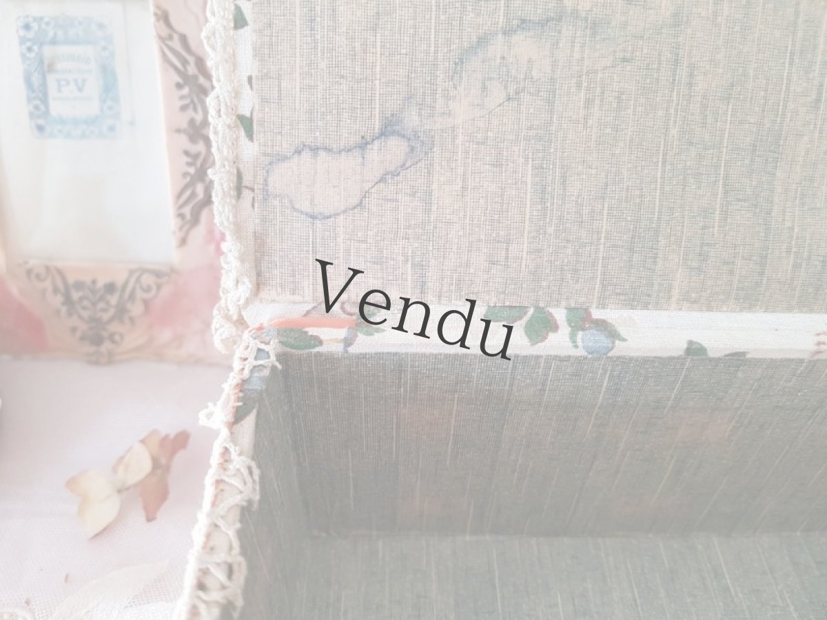 画像7: フランスアンティーク　天使のフィレレースカルトナージュボックス AU PRINTEMPS (7)