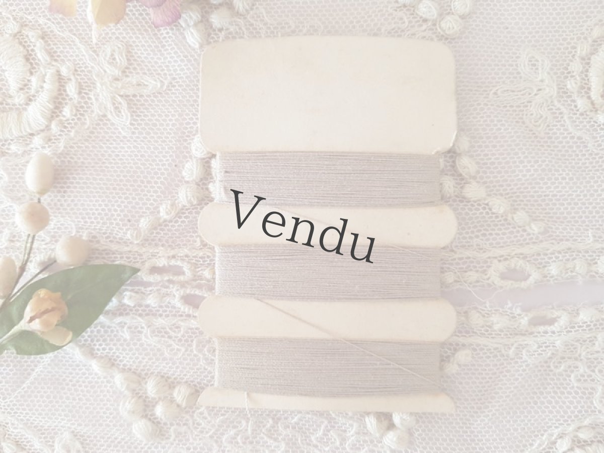 画像9: フランスアンティーク　シルクの糸巻き グレージュ C.V.&cie AU CHINOIS (9)