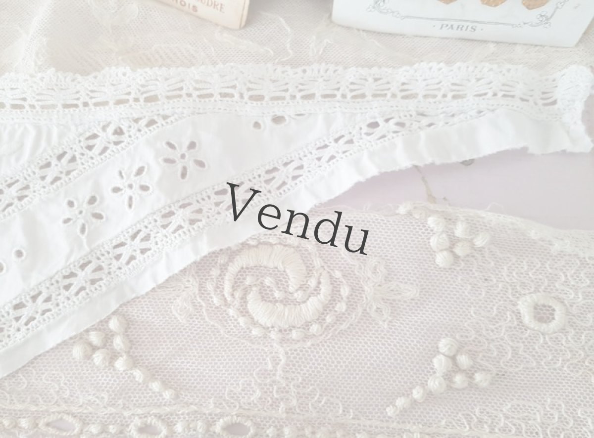 画像7: フランスヴィンテージ　小花のカットワーク 大きな三角形のモティーフ (7)