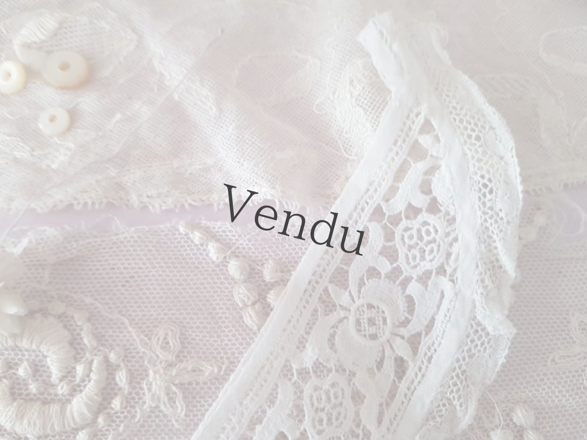 画像5: フランスヴィンテージ　ニードルレースＶ字の胸元飾り (5)