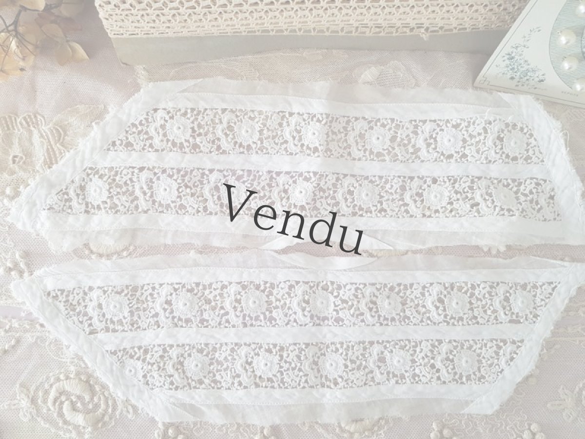 画像2: フランスヴィンテージ　ニードルレース端切れ２枚セット (2)