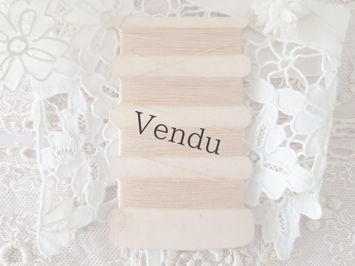 画像4: フランスアンティーク　シルクの糸巻き ベージュ C.V.&cie AU CHINOIS (4)