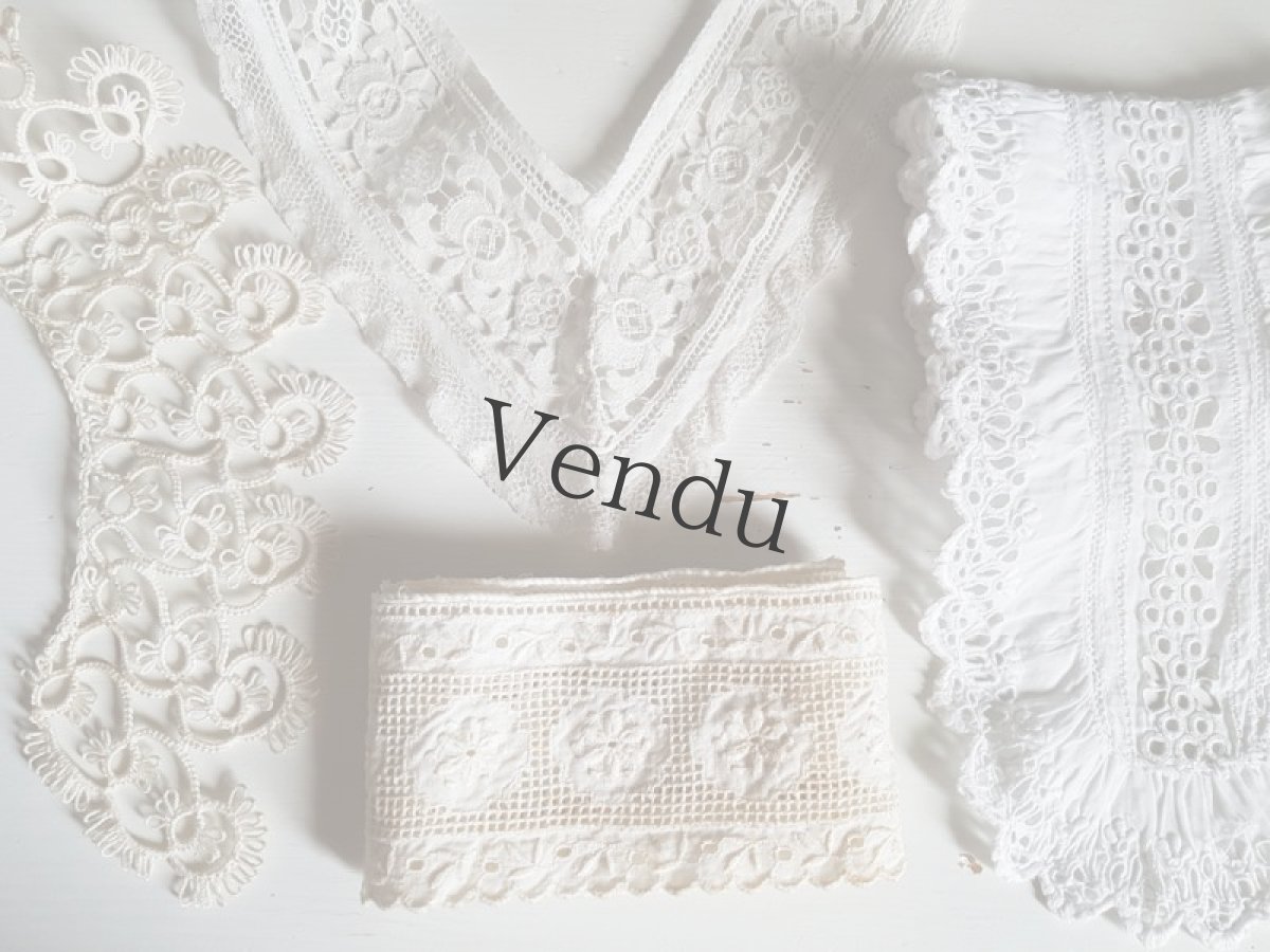 画像8: フランスヴィンテージ　ニードルレースＶ字の胸元飾り (8)