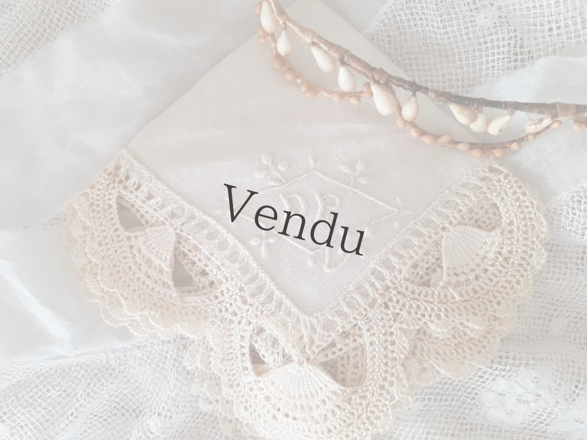 画像11: フランスアンティーク　マリアージュ ワックスフラワーティアラ、首飾りなどの装飾品紙箱入りセット (11)