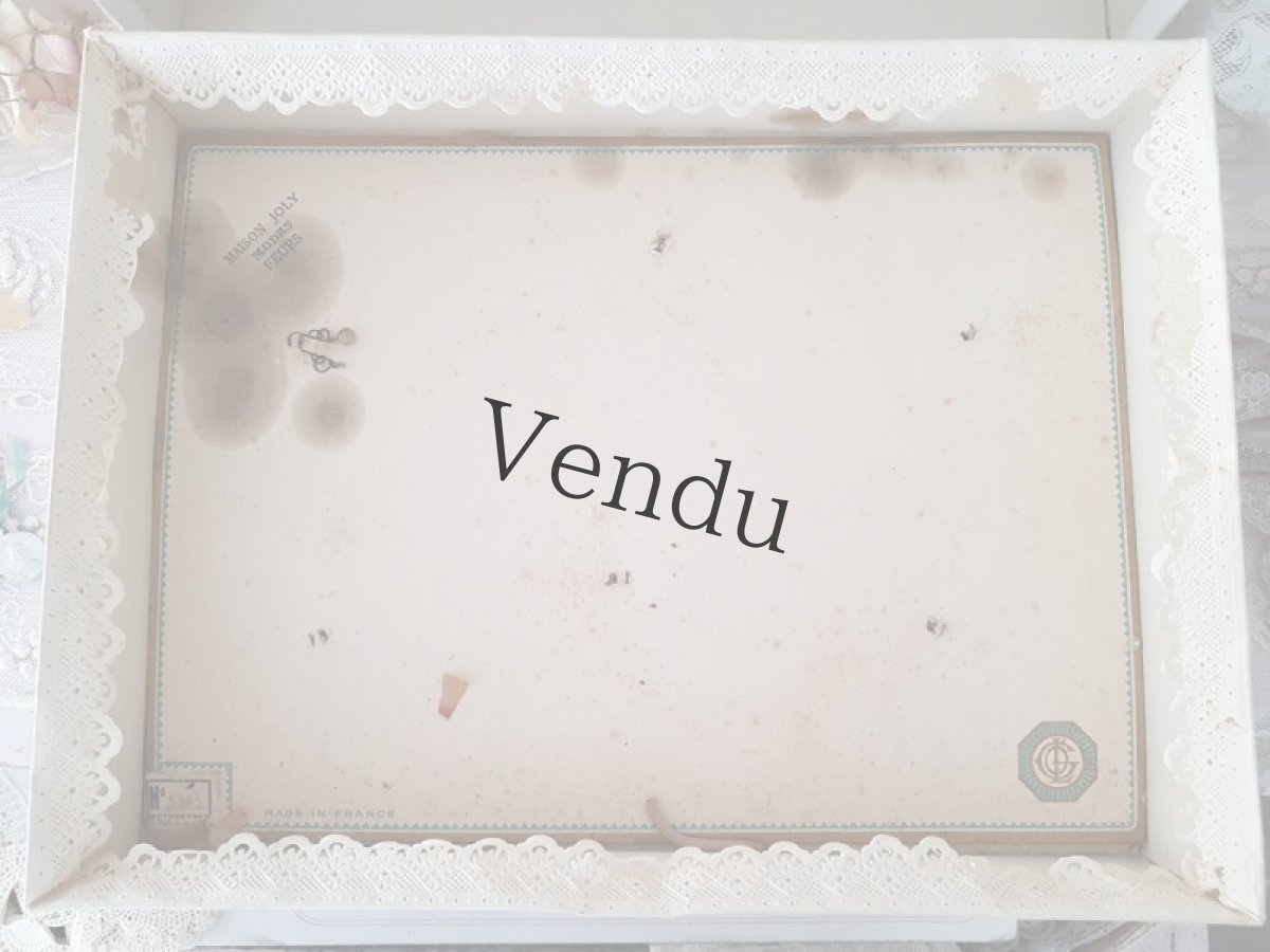 画像19: フランスアンティーク　マリアージュ ワックスフラワーティアラ、首飾りなどの装飾品紙箱入りセット (19)