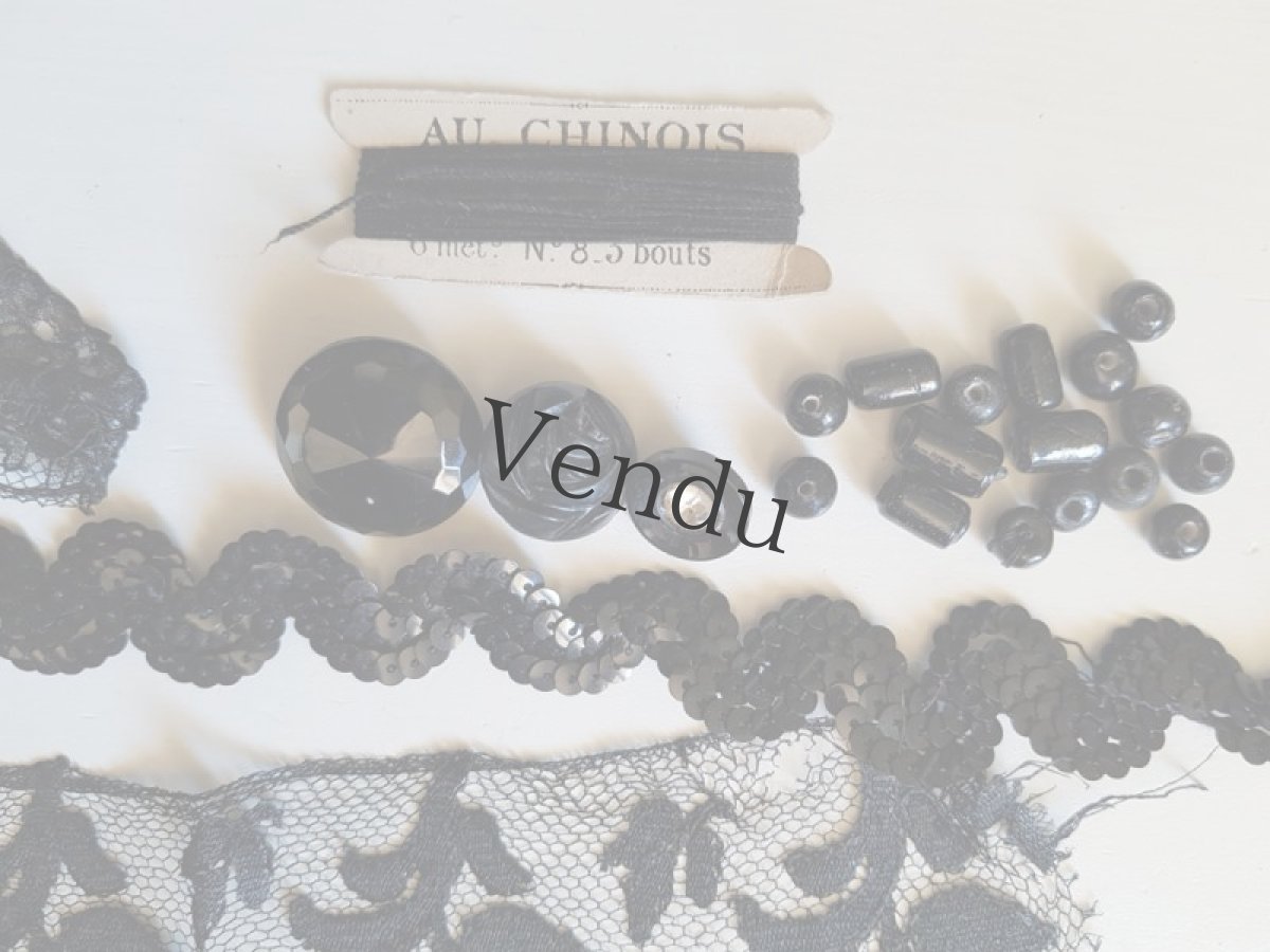 画像2: フランスアンティーク　メルスリーセット《Noir》 (2)