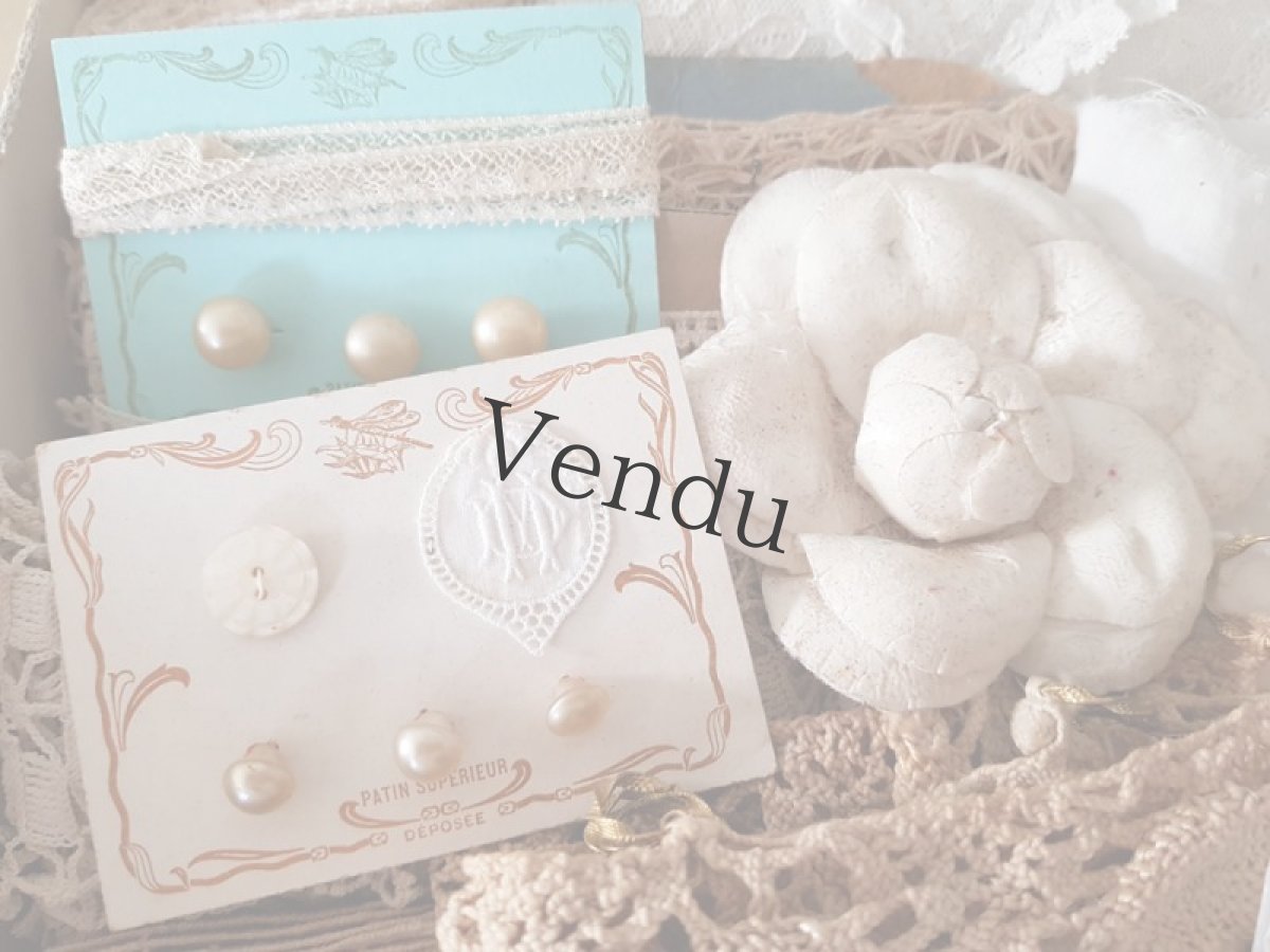 画像3: フランスアンティーク　ちいさな素敵ボタンシートÉcru (3)