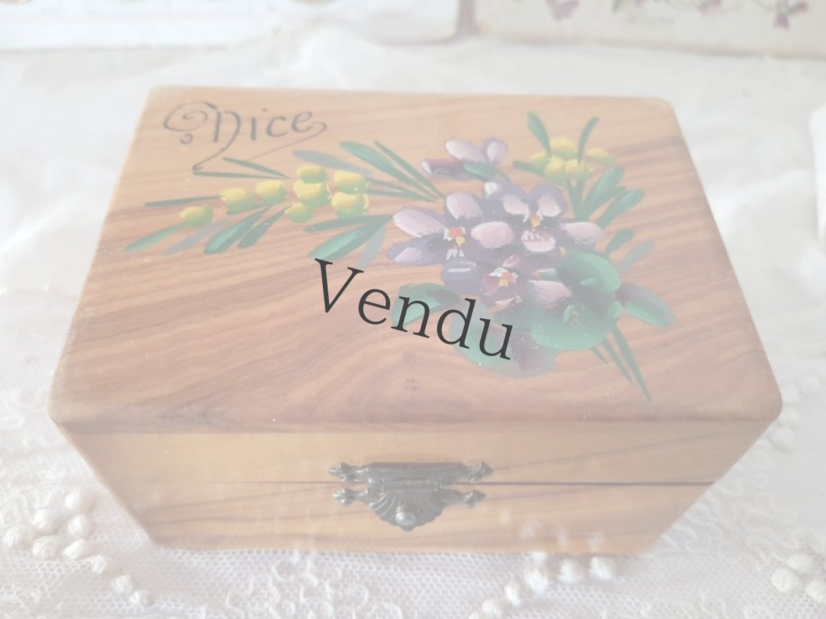 画像2: フランスアンティーク　すみれとミモザのモシュリンヌ (2)