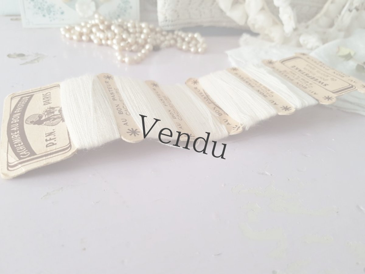 画像7: フランスアンティーク　カシミアの糸巻き 白 CACHEMIRE AU BON PASTEUR (7)