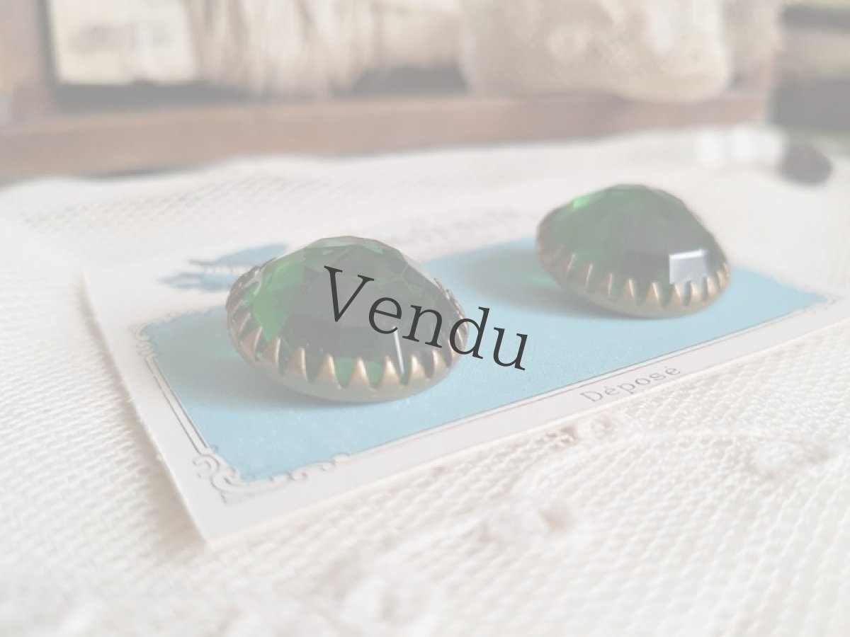 画像2: フランスヴィンテージ　イヤリング Vert (2)