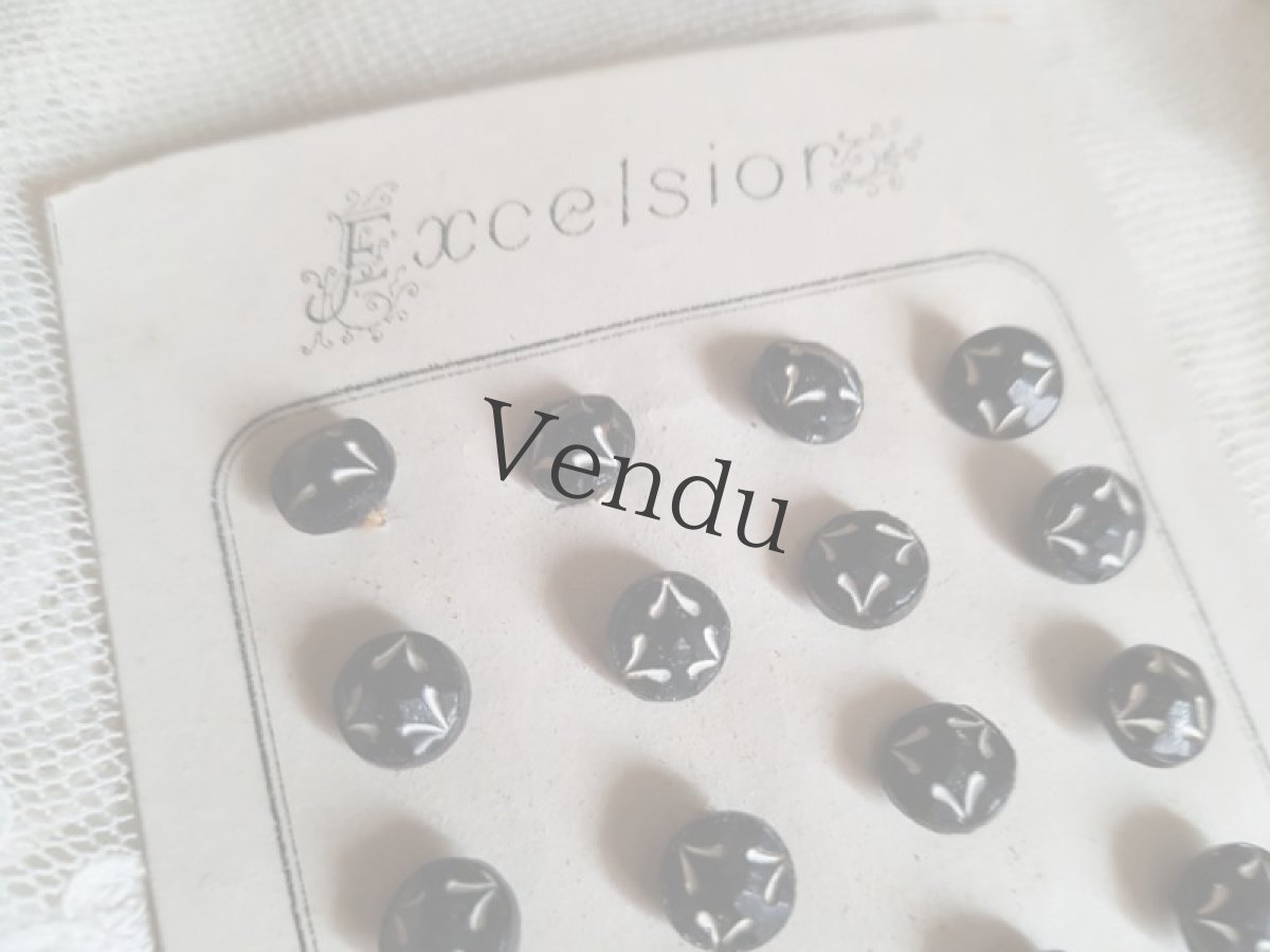 画像3: フランスアンティーク　エクセルシオールなボタンシート 8mm (3)