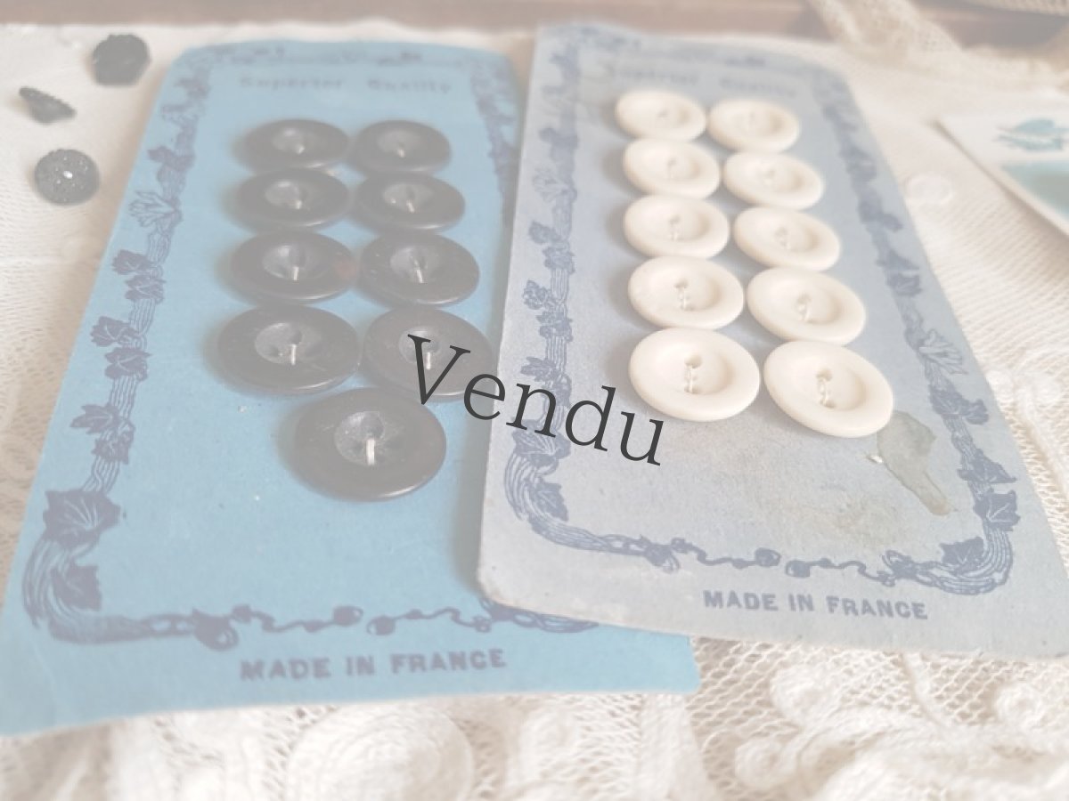 画像3: フランスアンティーク　ボタンシートセット Blanc et Noir 15mm (3)