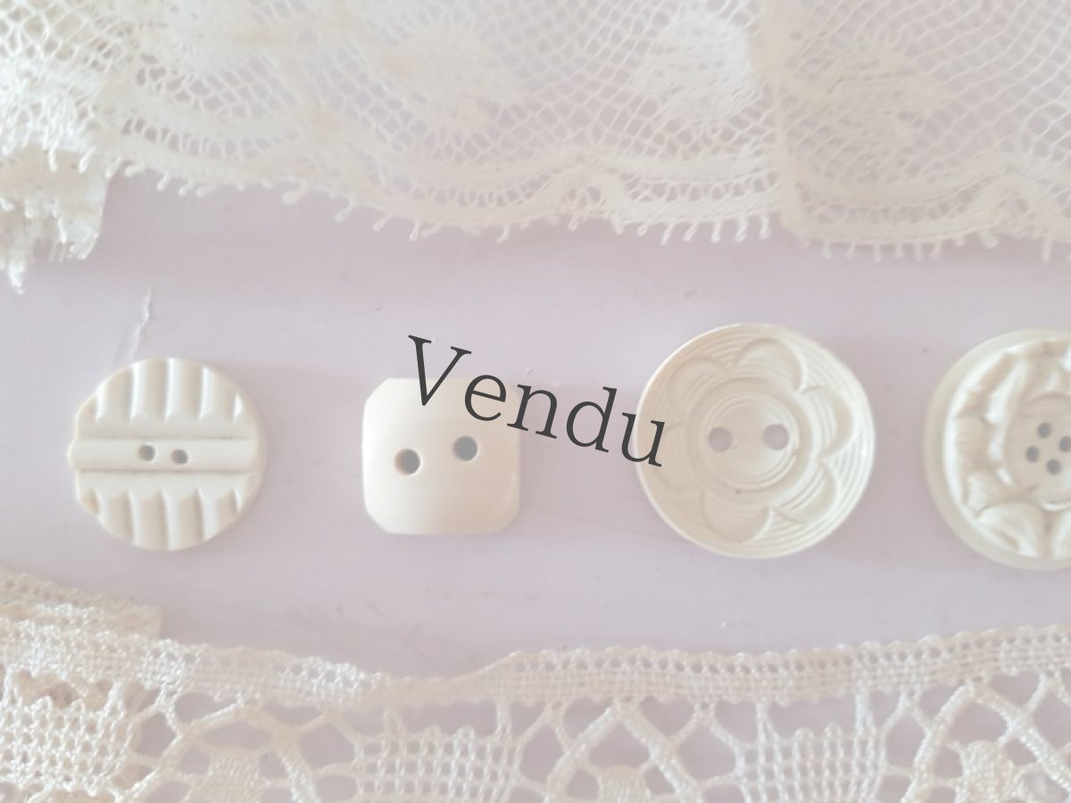 画像3: フランスアンティーク　レースとボタンのセット Écru B (3)