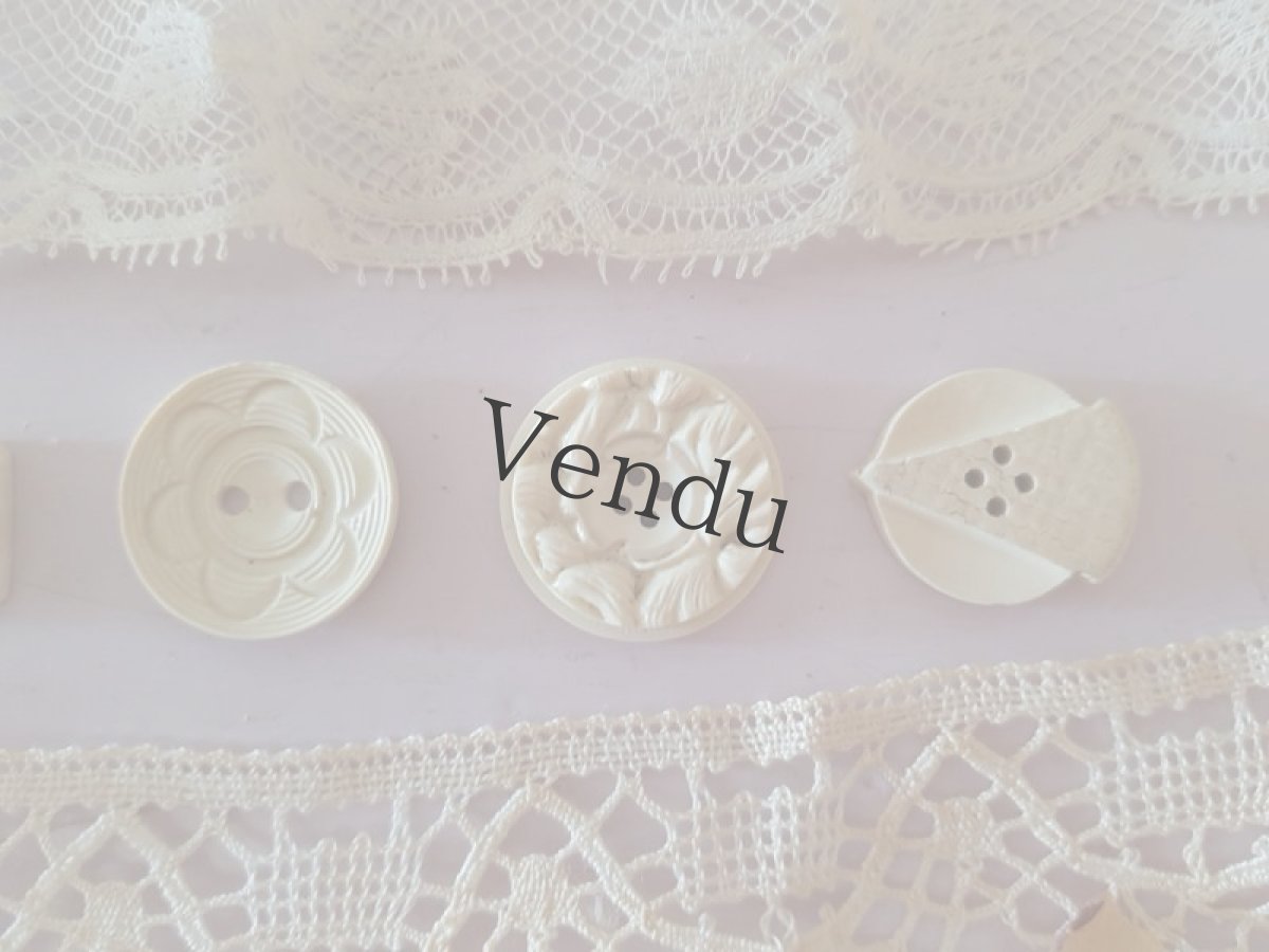 画像4: フランスアンティーク　レースとボタンのセット Écru B (4)