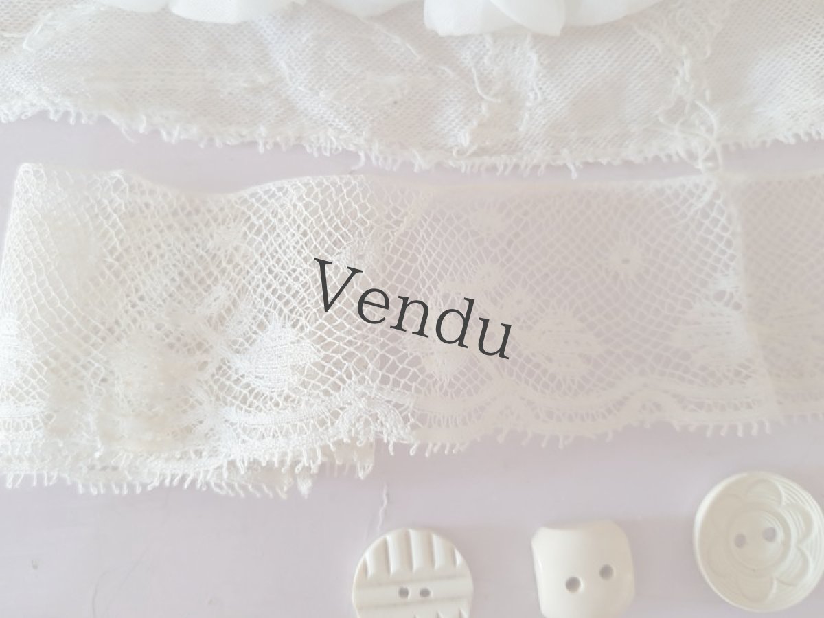 画像6: フランスアンティーク　レースとボタンのセット Écru B (6)