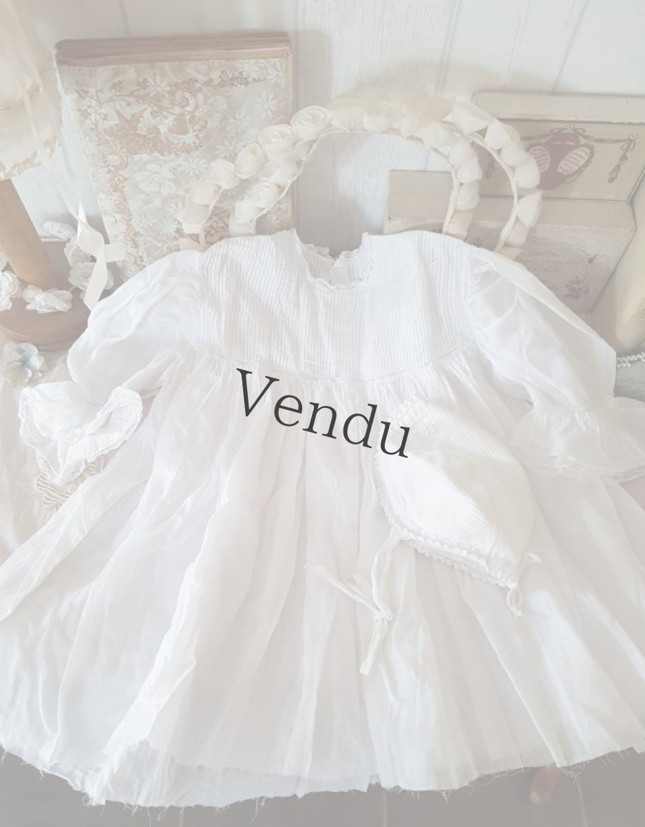 画像2: フランスアンティーク　べべのローブとボネのセット (2)