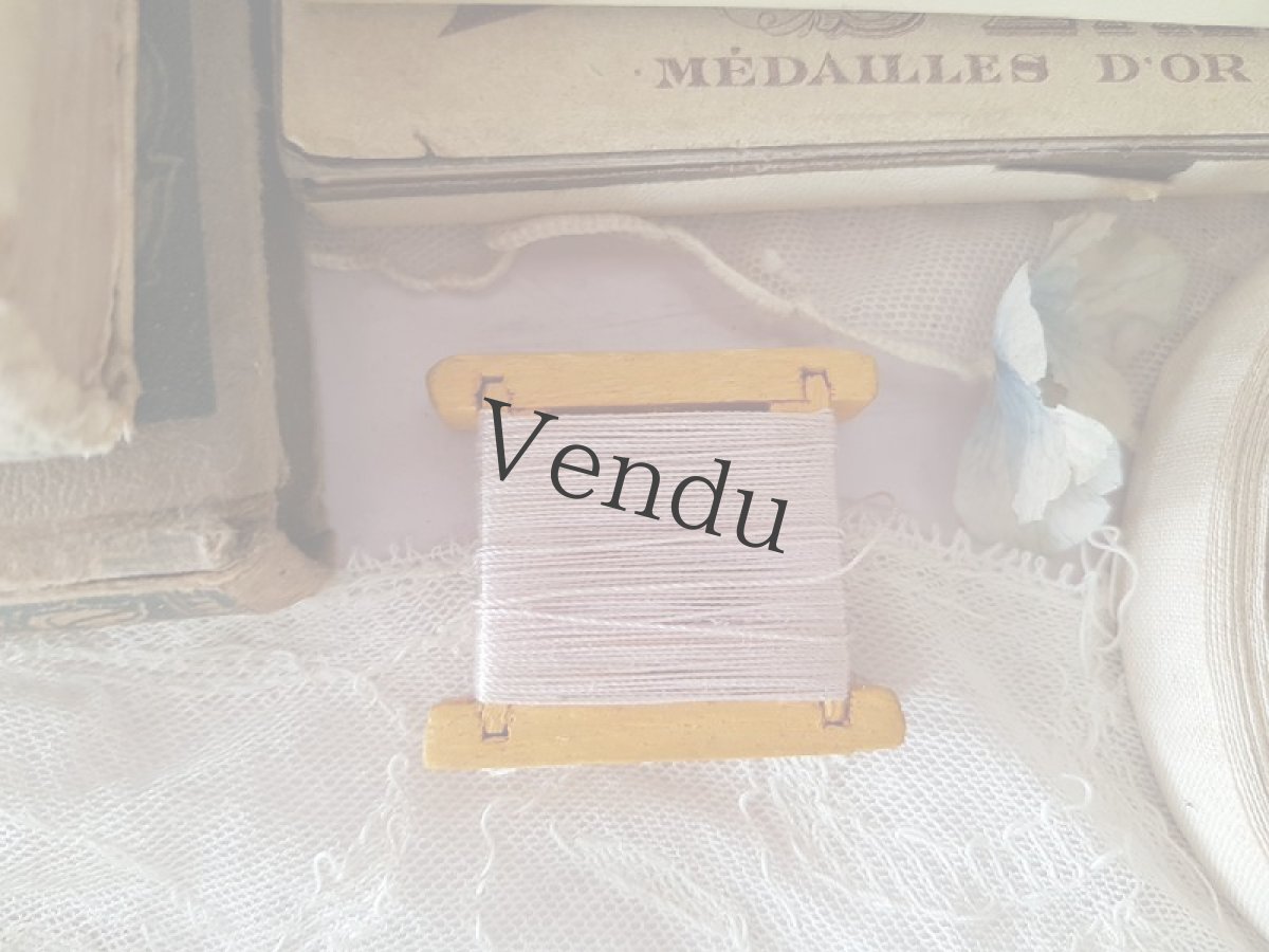 画像3: フランスアンティーク 木製ちいさな四角い糸巻き (3)