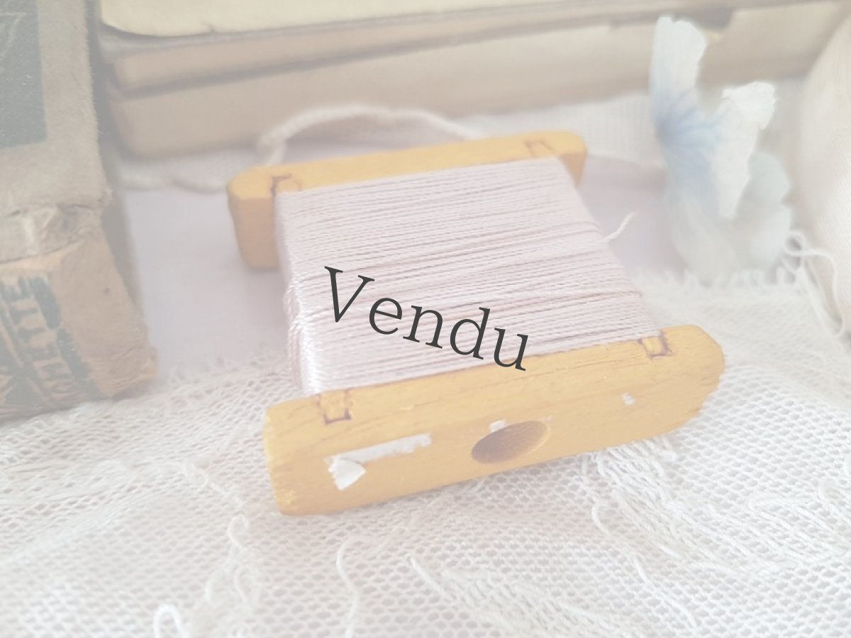 画像4: フランスアンティーク 木製ちいさな四角い糸巻き (4)