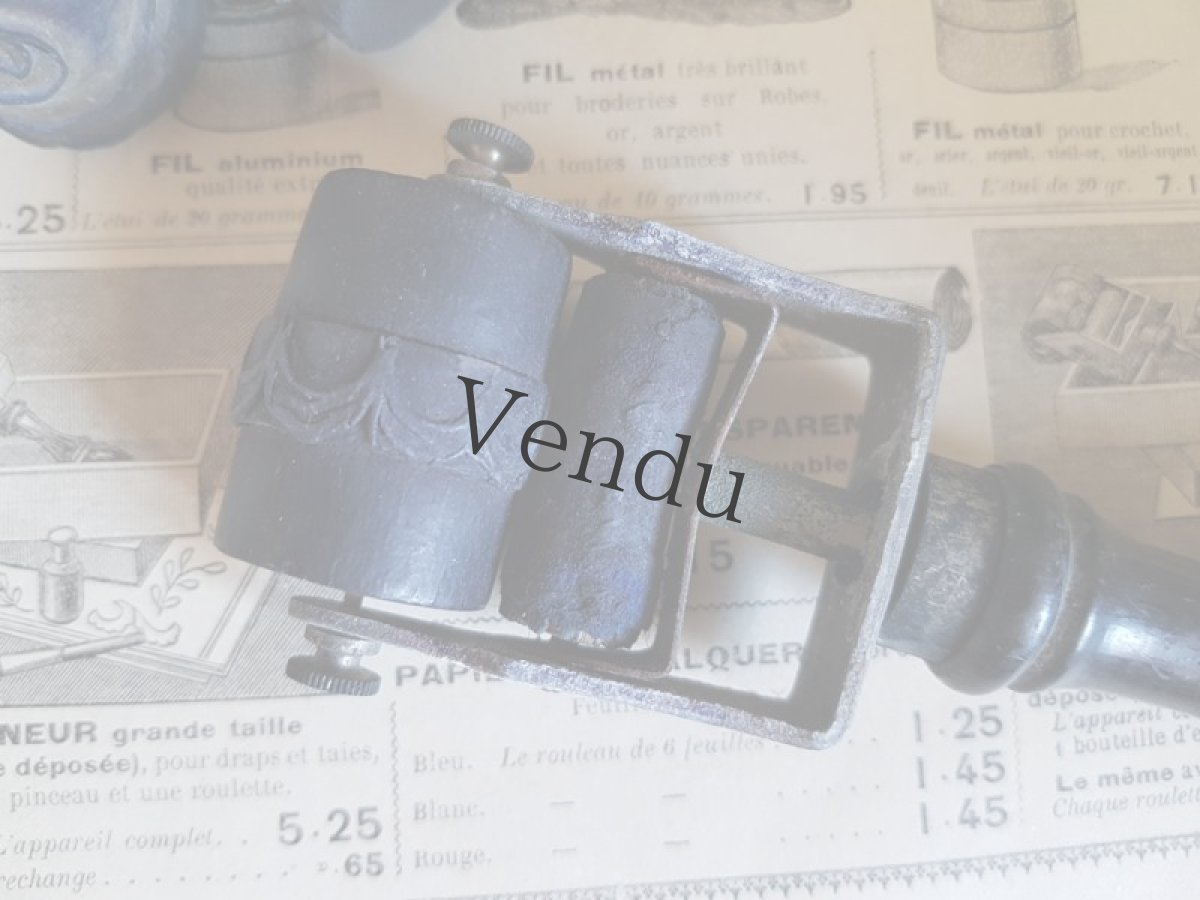 画像2: フランスアンティーク　1900年前後 刺繍用ローラー スタンプ幅22mm (2)