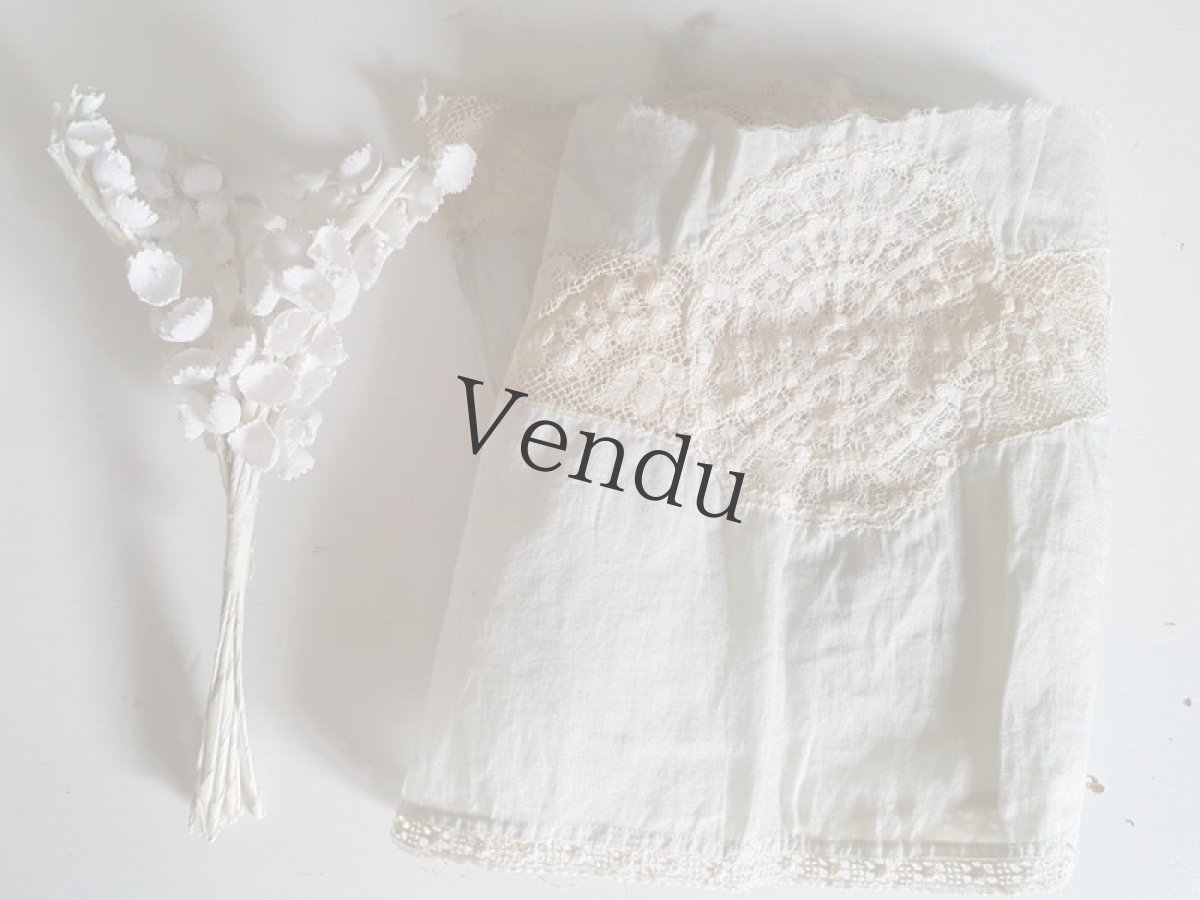 画像9: フランスアンティーク　パウダーブルーの端切れ (9)