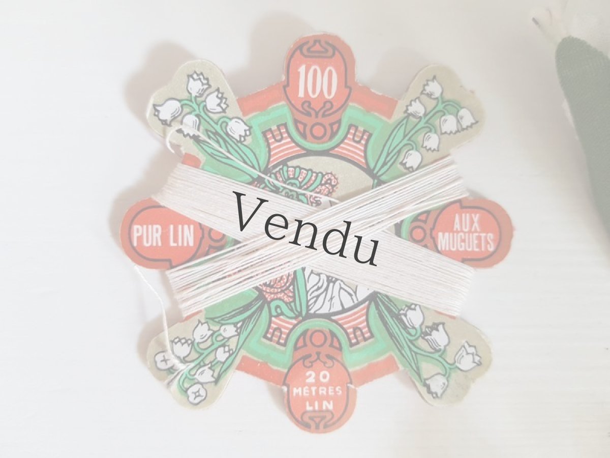 画像2: フランスアンティーク　鈴蘭のリネン糸巻き100 (2)