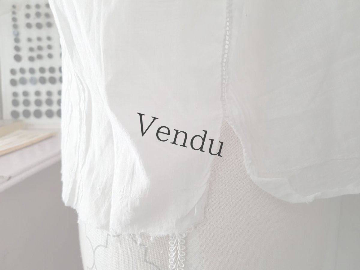 画像8: フランスヴィンテージ　フレンチスリーブの可愛いトップス (8)