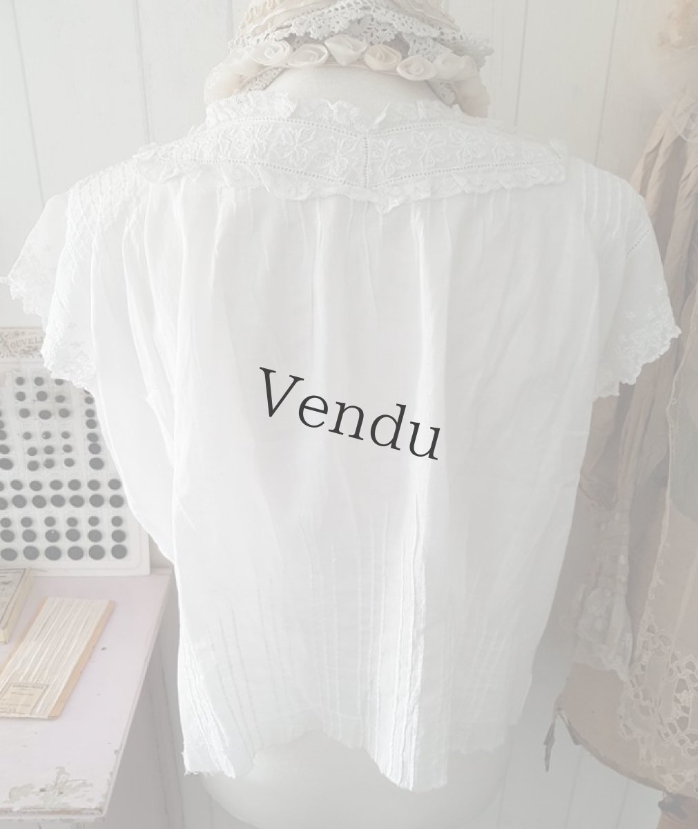 画像9: フランスヴィンテージ　フレンチスリーブの可愛いトップス (9)