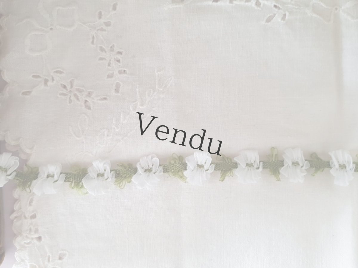 画像6: フランスヴィンテージ　白とパルムグリーンのロココリボン 20cm〜 (6)