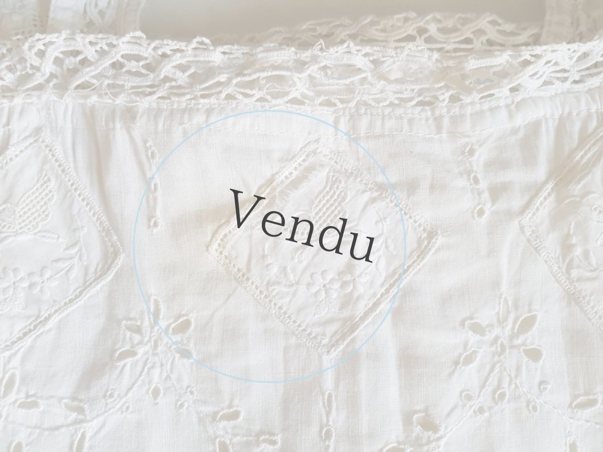 画像17: フランス蚤の市　アンティーク刺繍ワンピース入り端切れセット６種 (17)