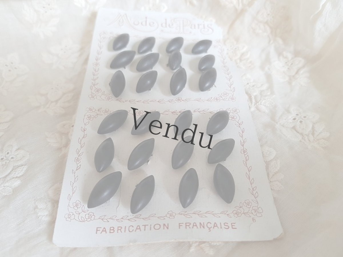 画像4: フランスアンティーク　1900年前後 コロゾボタンシート 16ｍｍ (4)